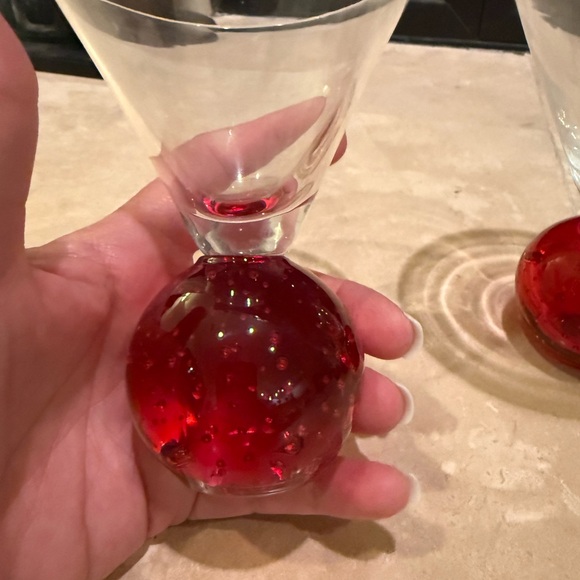 Set of 4 VTG Blown Bubble Ball Bottom Red Martini Glasses 5" Tall, 4” Wide - Picture 2 of 4